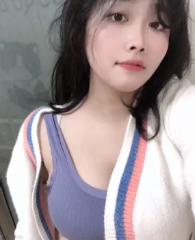 颜值高大胸妹下海兼职