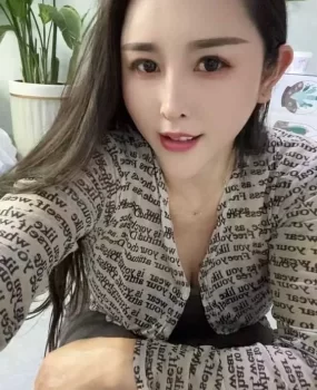 风情万种极品少妇