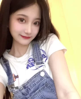 福州艺校大学生兼职可无套内射