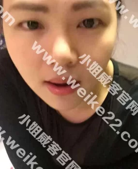 丰潭路地铁站服务系热情妹子