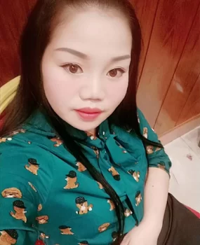 海口婷婷丰乳肥臀很嗨皮