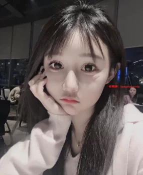 给狼友推荐一个超美小姐姐，待客如男友，价高