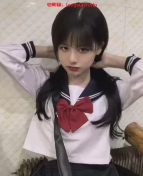 jk制服的兼职学生妹口爆技术一流操出白浆