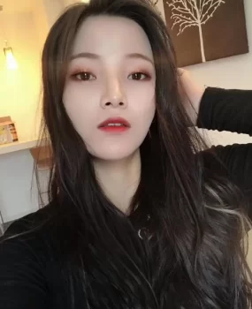 重庆年轻漂亮，性感的丝袜小骚货